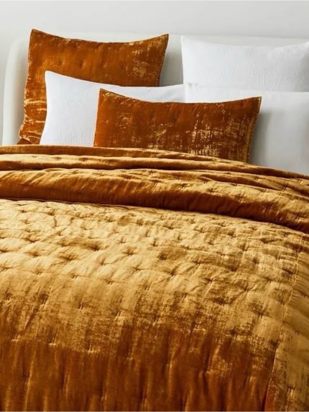 West Elm Velvet Quilt Tack Stitch - Full sizs